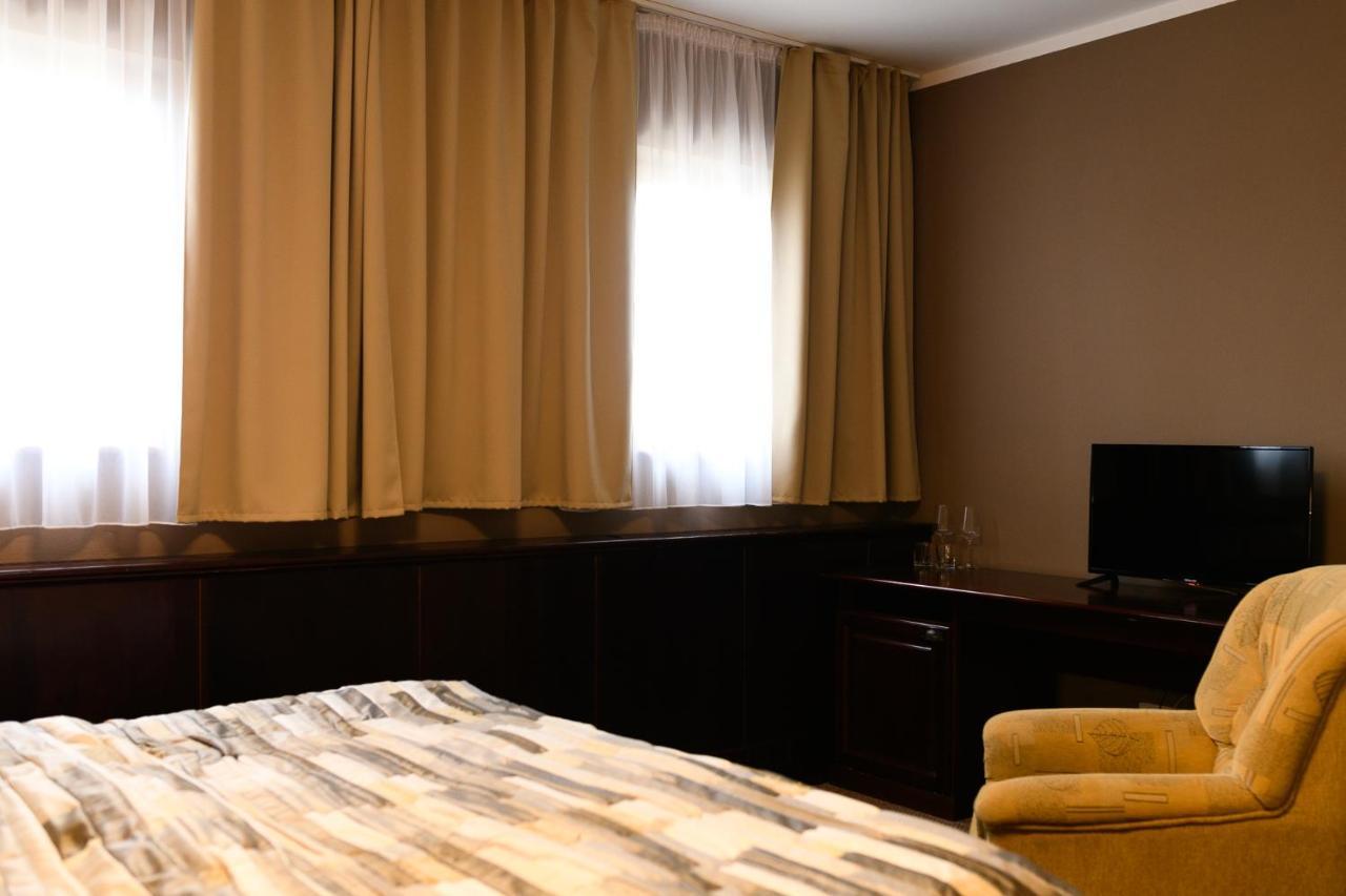 Hotel Vinarstvi U Kaplicky à Zaječí Extérieur photo