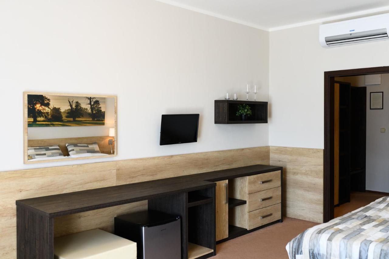 Hotel Vinarstvi U Kaplicky à Zaječí Extérieur photo